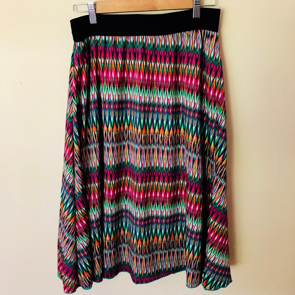 LuLaRoe Jill Skirt colorful pattern